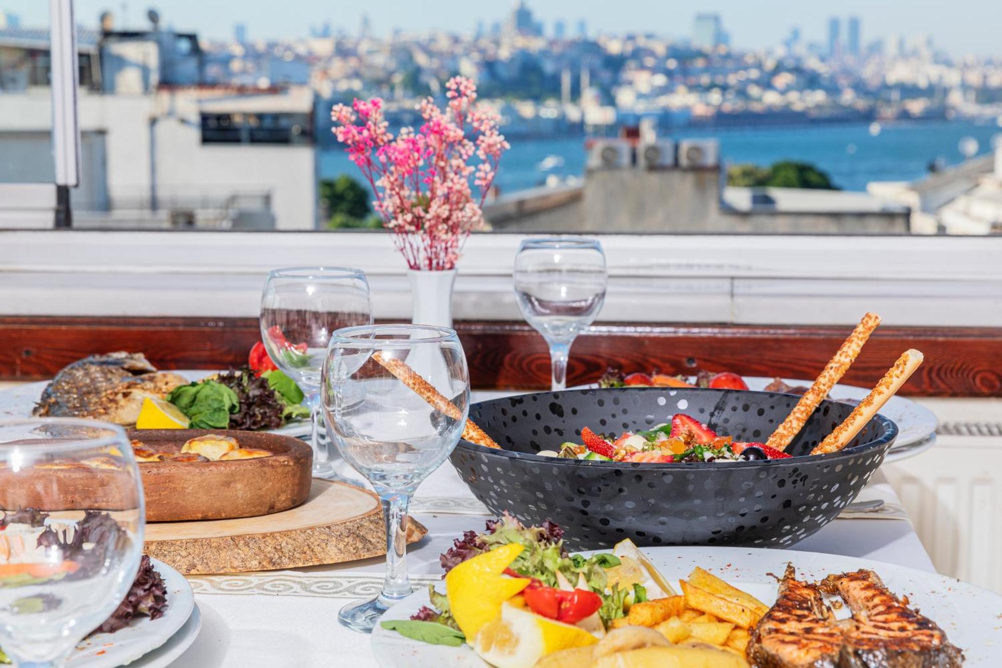 Hotel Ipek Palas Estambul Exterior foto